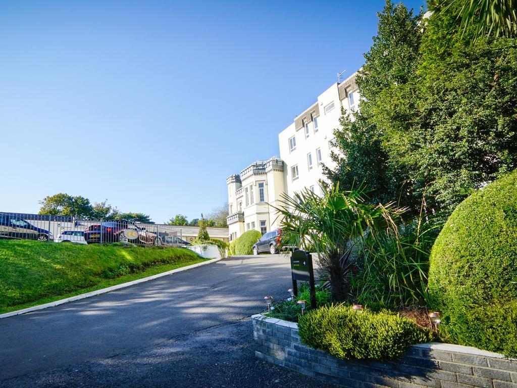Stradey Park 4* Llanelli